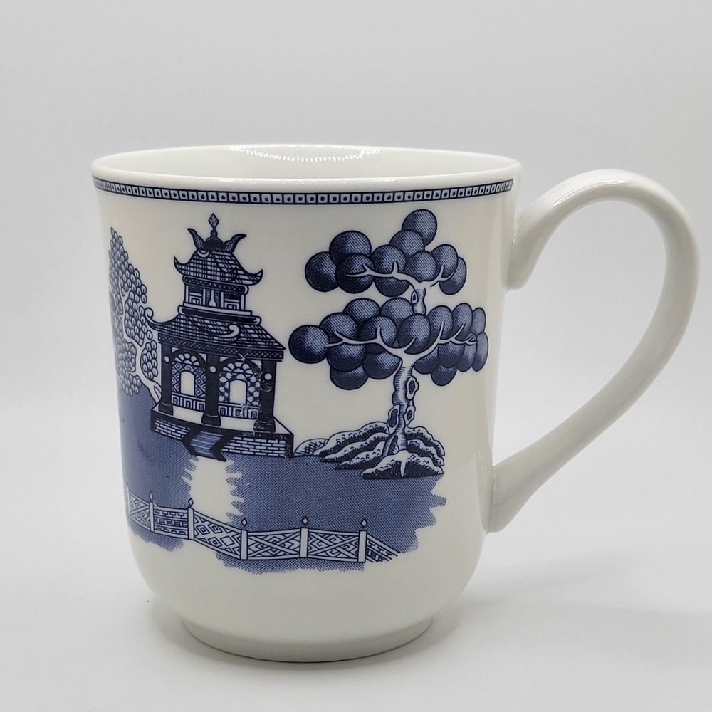 Johnson‎ Brothers Blue Willow Mug England Vintage Ironstone Coastal Grandmother